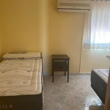 Agradable Adosado 3 Plantas Hébergement de vacances *